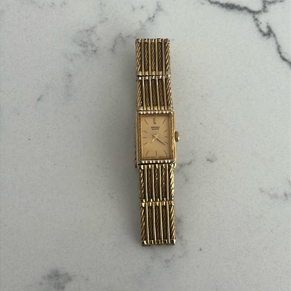 Seiko woman’s vintage gold watch